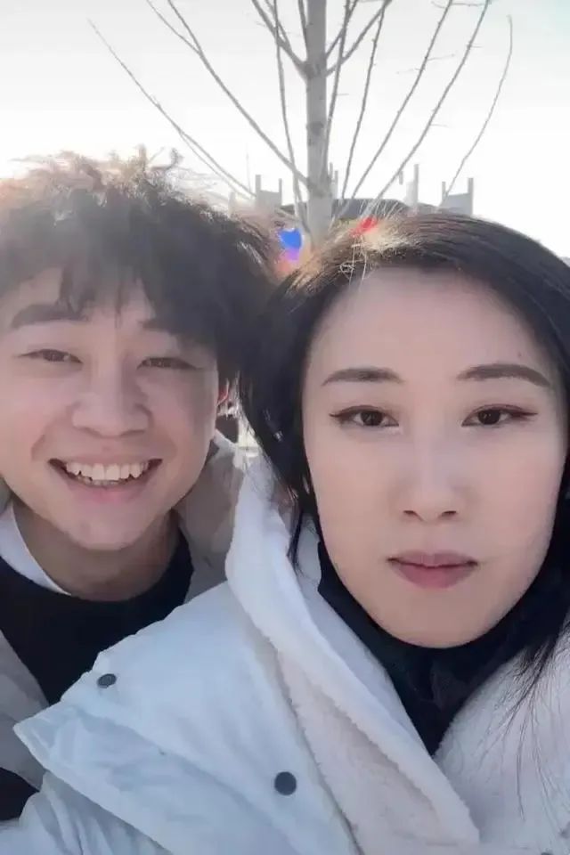 吃瓜：网红派小轩被周星驰看上了？_绅士次元