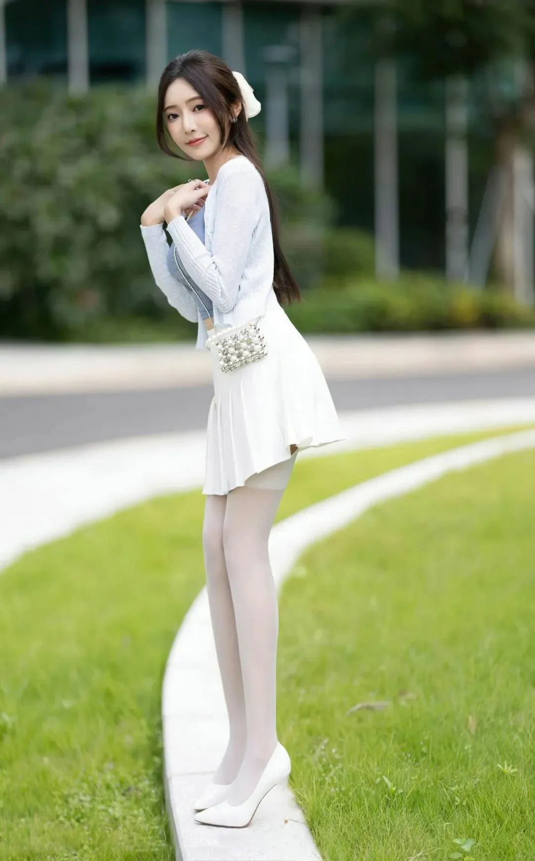 王馨瑶写真：踏青少女，王馨瑶yanni写真大全免费在线赏析_绅士次元