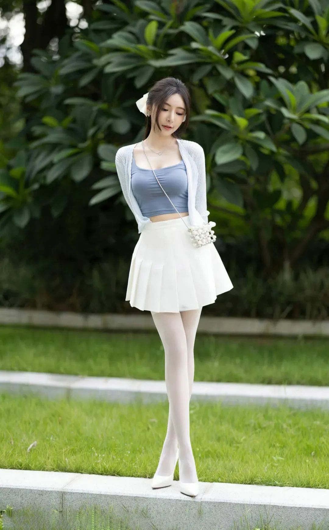 王馨瑶写真：踏青少女，王馨瑶yanni写真大全免费在线赏析_绅士次元