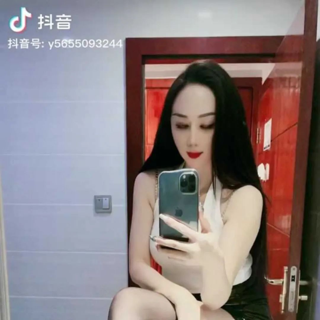 吃瓜 | 今天最火的抖音网红_绅士次元