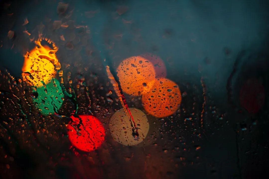 下雨天，5个拍摄技巧营造独特意境感！_绅士次元