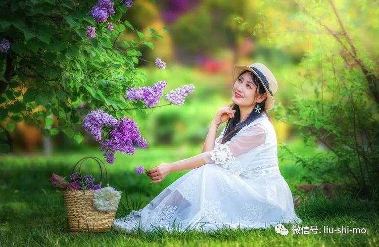 3个摄影技巧，化解中年阿姨“拍照尴尬”，改掉坏习惯拍出好照片_绅士次元